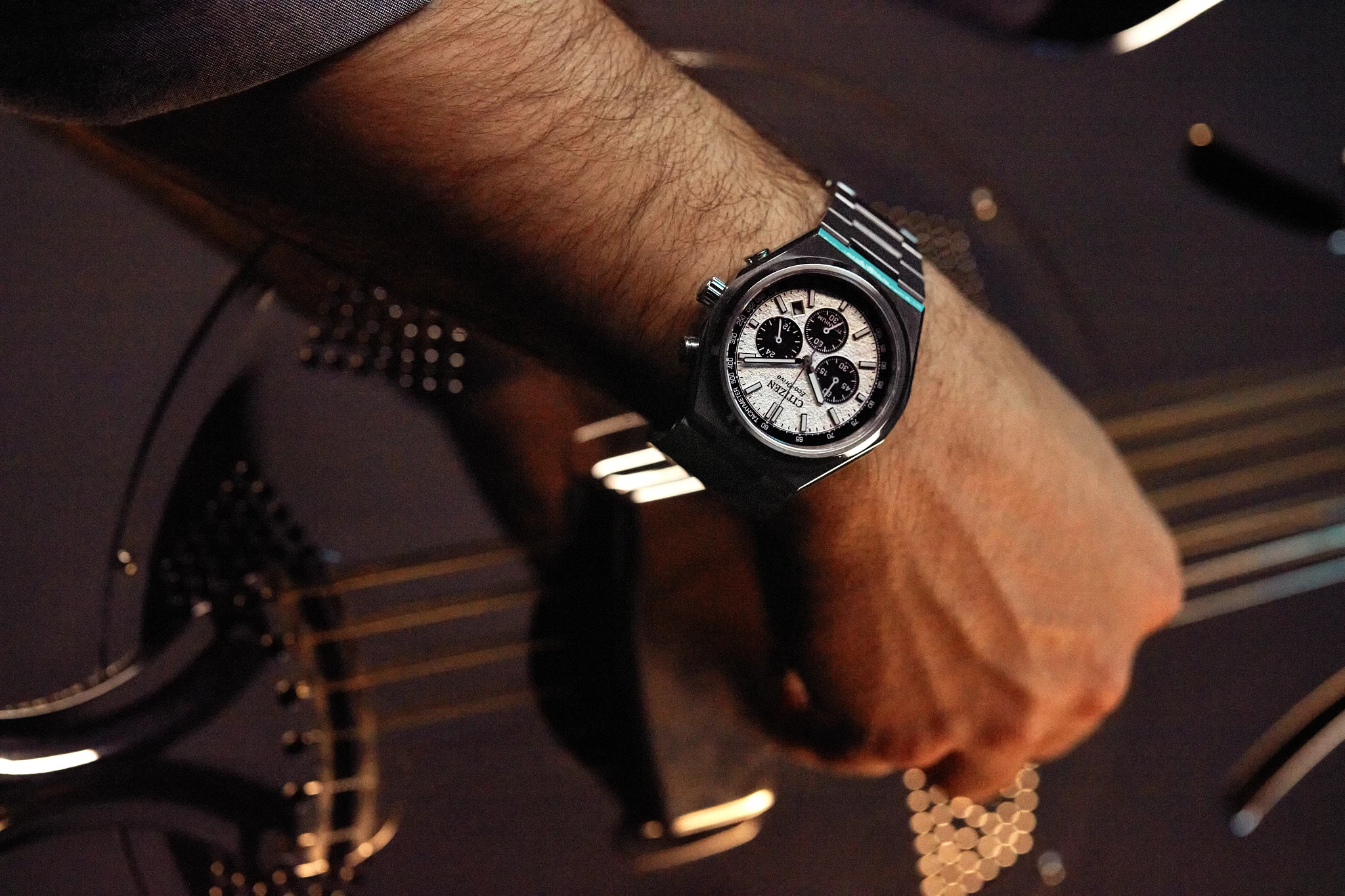 Zenshin Chrono Silver-Tone Dial Super Titanium Bracelet CA4610-85A